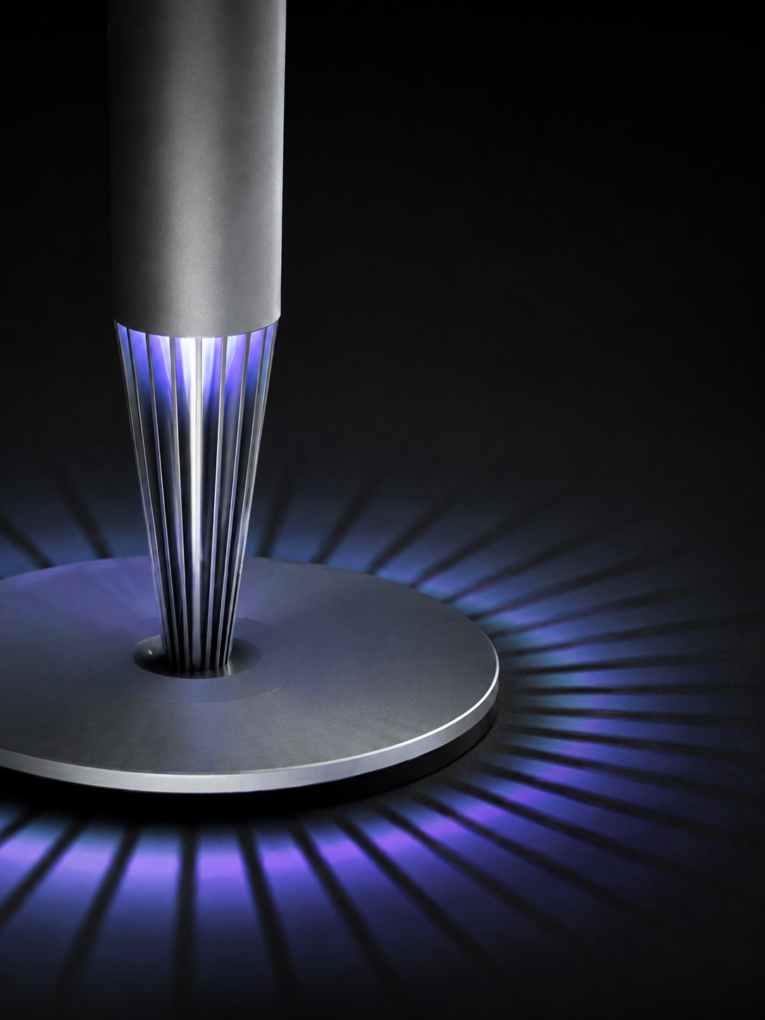 JINK A600 vertical fins and blue-violet radial floor lighting